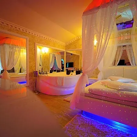 Anadi Boutique Only Adult Отель *