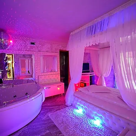 Отель Anadi Boutique Only Adult *