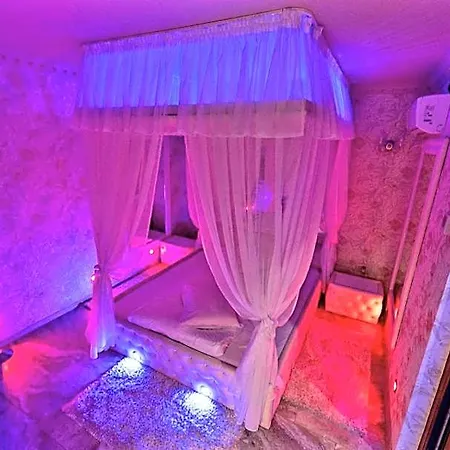 Anadi Boutique Only Adult Отель *